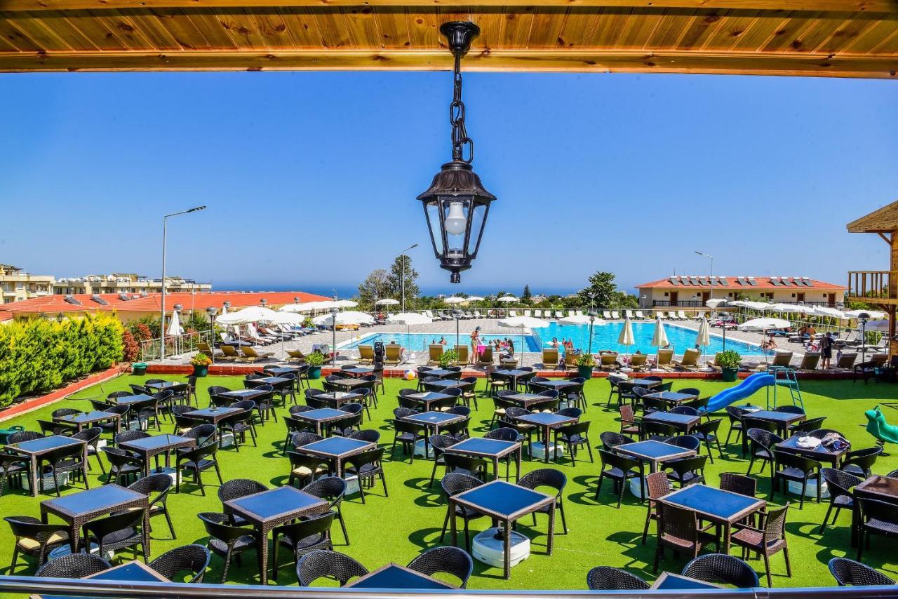 Riverside Garden Resort & Suna'S Beach Club Krini Exterior photo